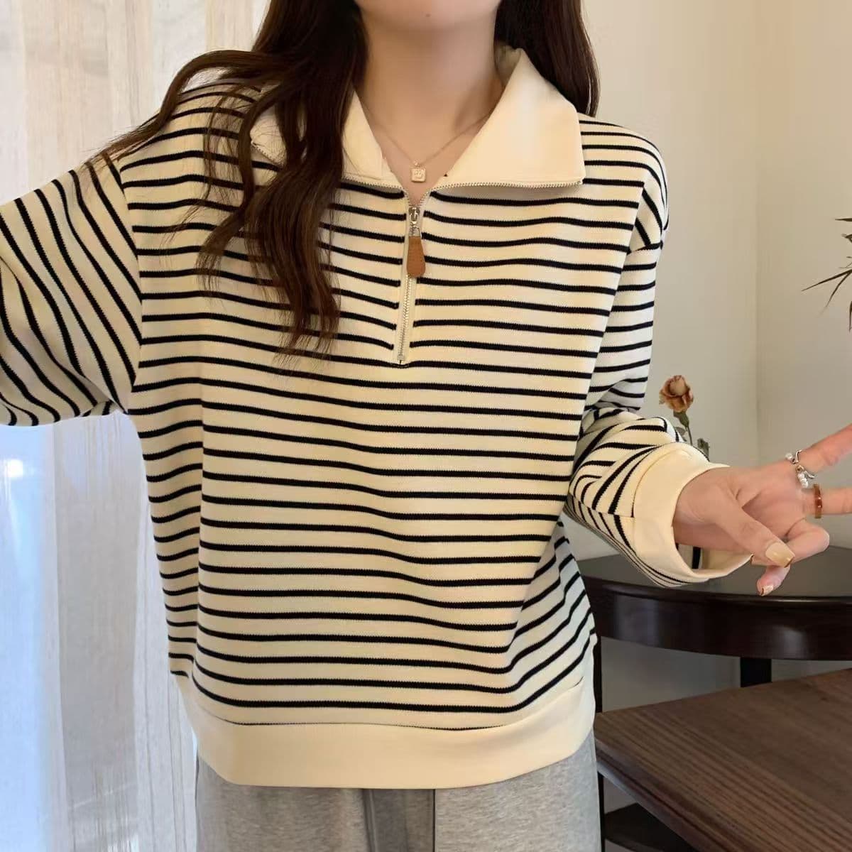 빅 사이즈 지방 mm 아메리칸 스트라이프 POLO 칼라 긍정적 인 어깨 후드티 여성 가을 새로운 루즈핏 하프 지퍼 긴팔 맨위 트렌디 상세 이미지 5