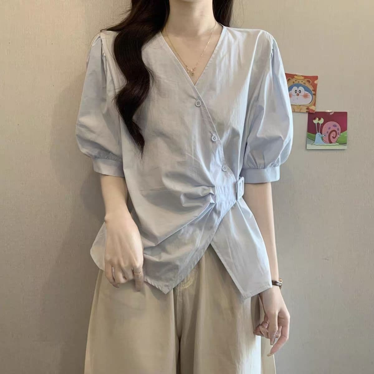 미니멀리즘 출퇴근 바람 V넥 반팔 여성 셔츠 2026 여름 새로운 허리 수축 레이스업 슬림해 보이는 디자인 센스 다용도 맨위 상세 이미지 18