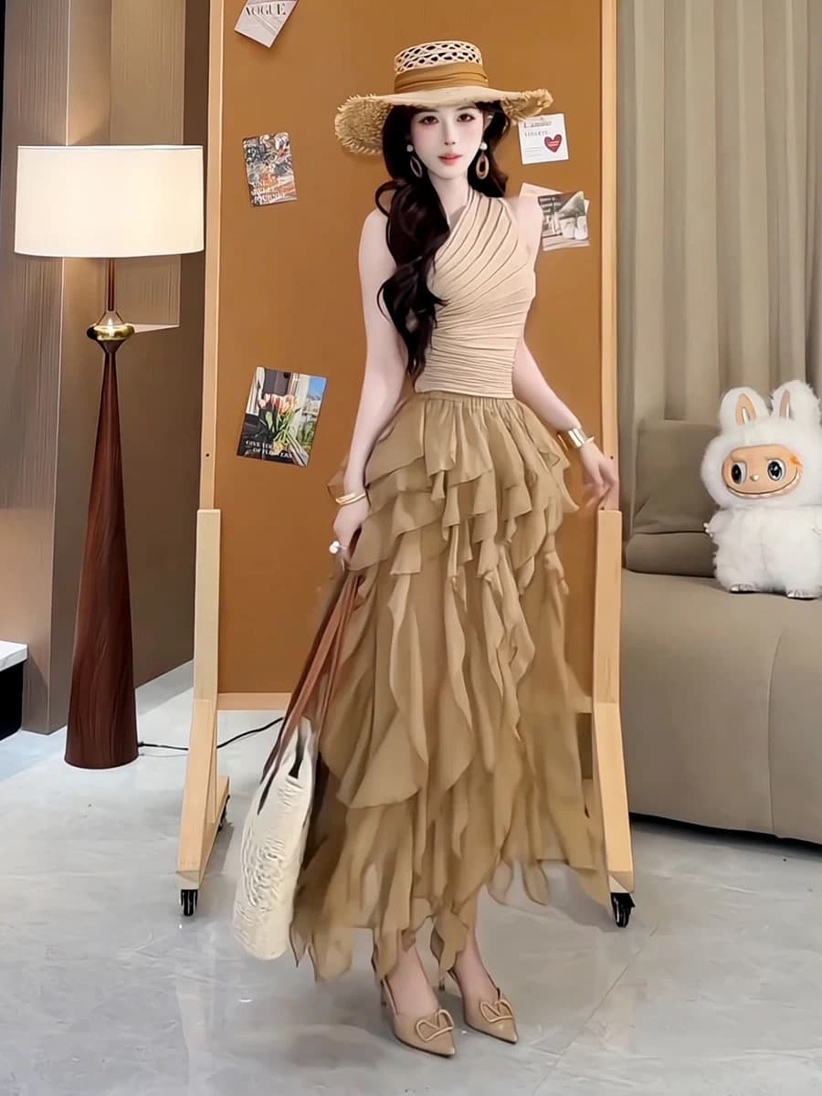 휴가 바람 품격 프랑스식 디자인 센스 비스듬한 칼라 새는 어깨 조끼 불규칙 케이크 반신 스커트 여름 착용 가져 가라. 여성 상세 이미지 2
