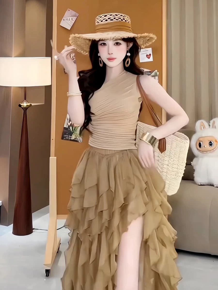 휴가 바람 품격 프랑스식 디자인 센스 비스듬한 칼라 새는 어깨 조끼 불규칙 케이크 반신 스커트 여름 착용 가져 가라. 여성 상세 이미지 4