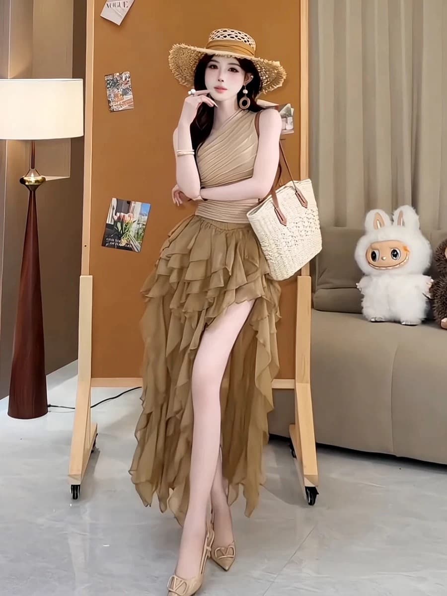 휴가 바람 품격 프랑스식 디자인 센스 비스듬한 칼라 새는 어깨 조끼 불규칙 케이크 반신 스커트 여름 착용 가져 가라. 여성 상세 이미지 5