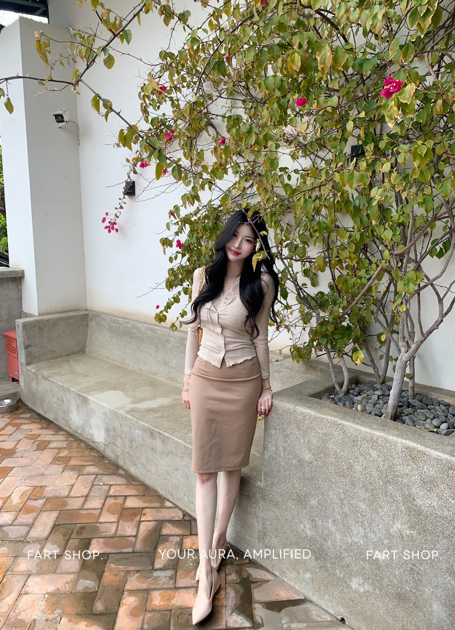 오른쪽 경력 미니멀리즘 V넥 긴팔 코디 타이트 스커트 여성 봄 여름 숨겨진 당겨서 몸매 가꾸기 반신 치마 세트 이미지 3