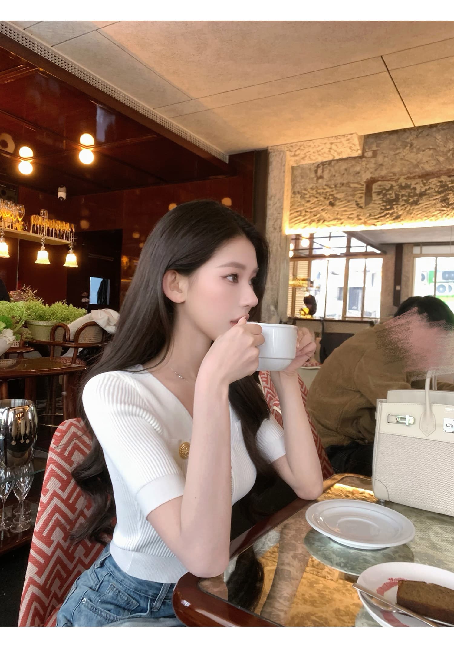 더블 색상 소형 버스 u 칼라 캐주얼 품격 반팔 맨위 단색 지퍼 니트 오픈 가디건 여성 트렌디 상세 이미지 8