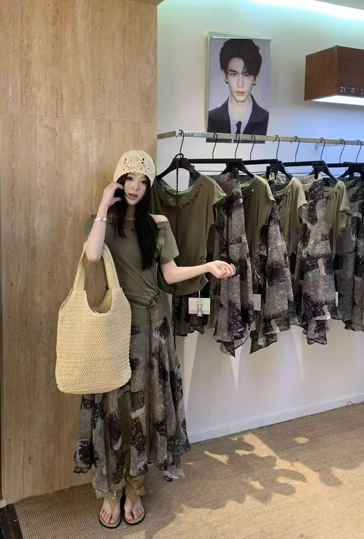 여름 새로운 프랑스식 우아함 무거운 수공 비스듬한 어깨 의류 허리밴드 불규칙 반신 스커트 두 조각 여성 세트 트렌디 상세 이미지 5