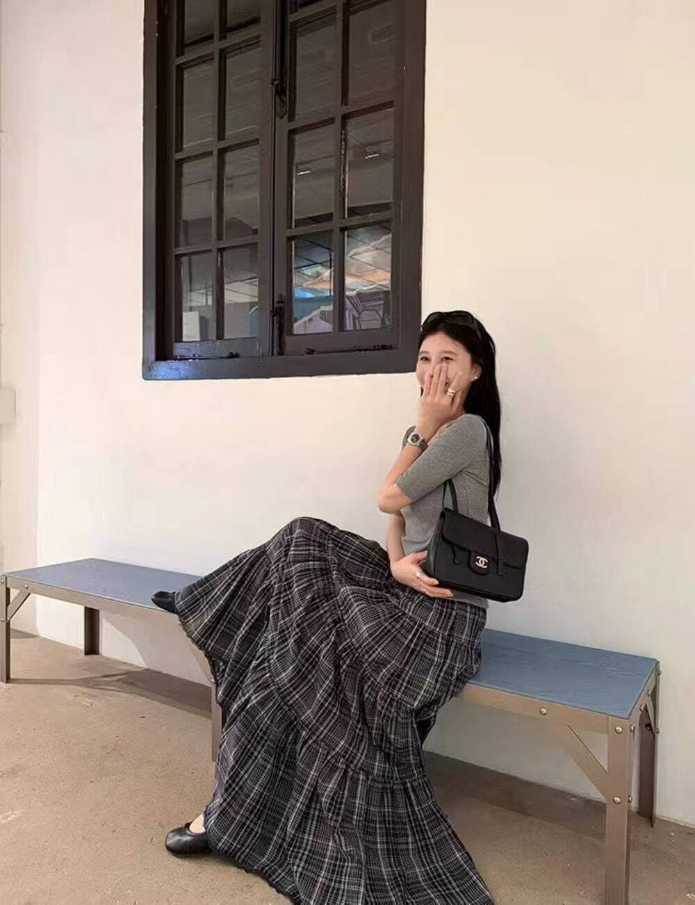 기초 다용도 u 칼라 반팔 티셔츠 패션 불규칙 디자인 체크무늬 주름 캐주얼 반 스커트 세트 여성 봄 상세 이미지 4
