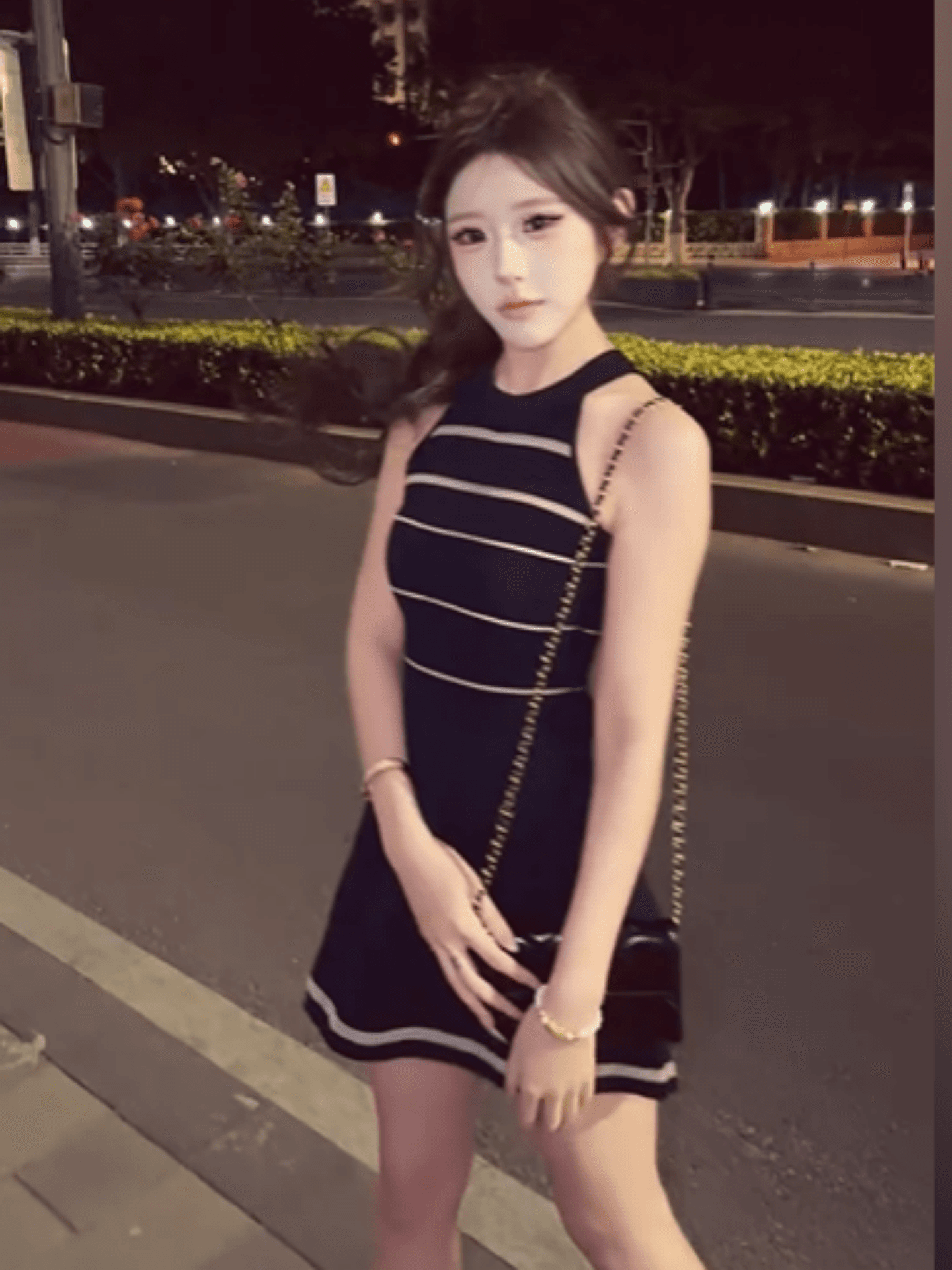 여름 한 스타일 섹시함 순수한 욕망 바람 고급 센스 검정색 스트라이프 허리 수축 슬림해 보이는 민소매 조끼 한 마디 여성 드레스 상세 이미지 2