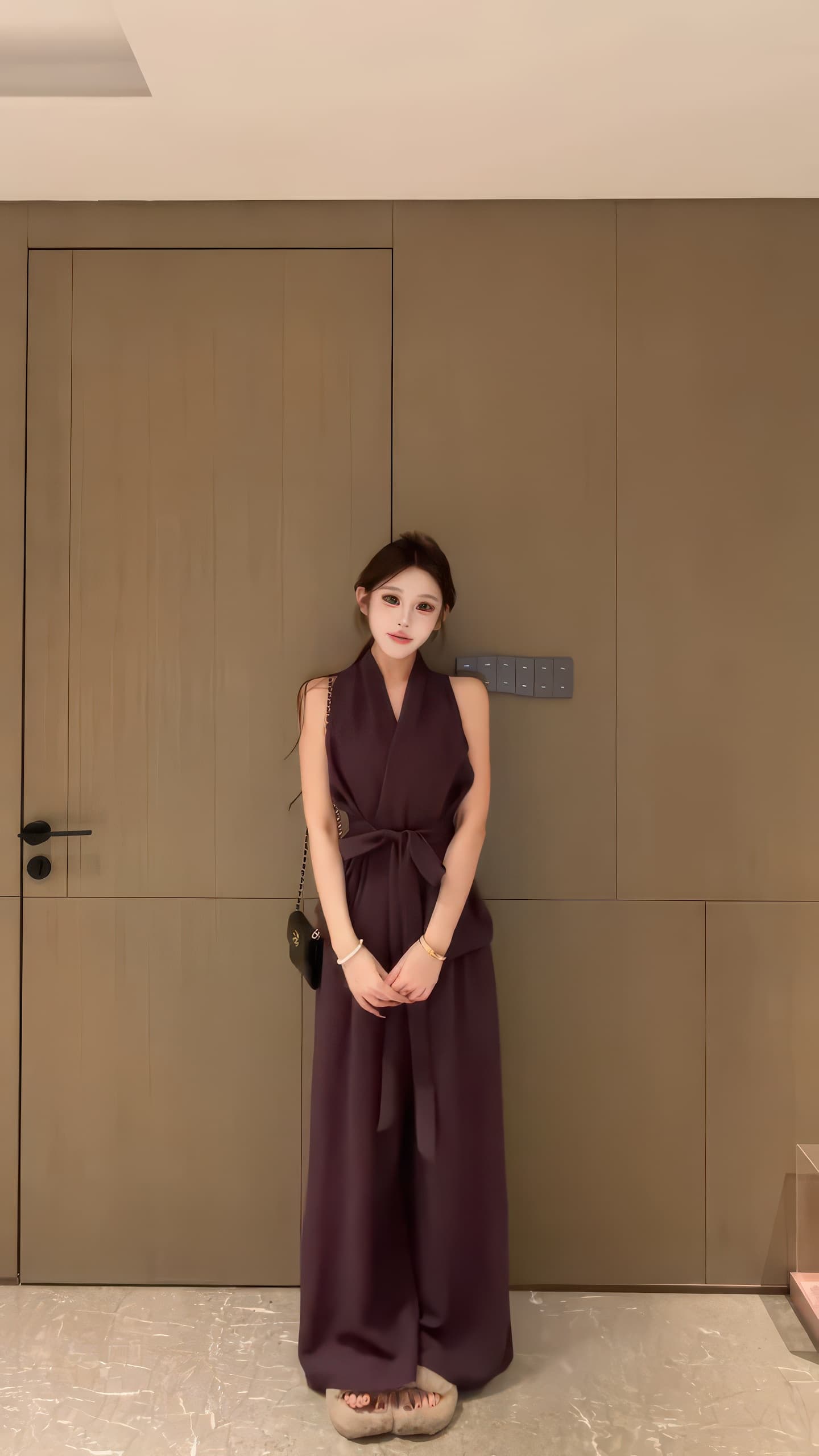 고급 센스 프랑스식 빛 요리 한 바람 품격 V넥 스트랩 허리 수축 민소매 맨위 하이웨이스트 슬림해 보이는 넓은 다리 길이 바지 세트 이미지 3