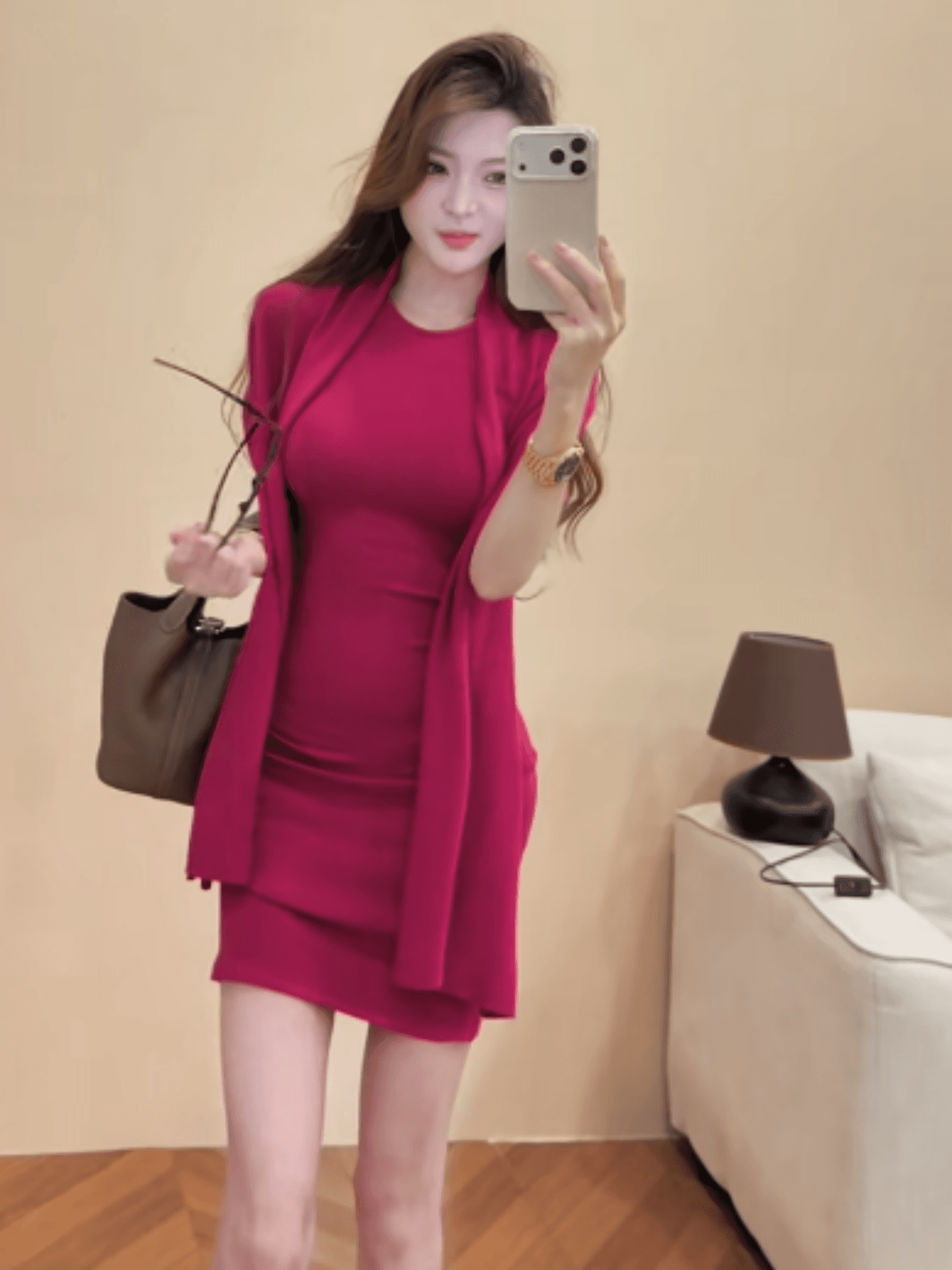 여름 한 스타일 품격 명문 여성 바람 몸매 가꾸기 슬림해 보이는 디스플레이 몸 민소매 쇼트 스타일 단색 타이트 스커트 드레스 경기 숄 이미지 2