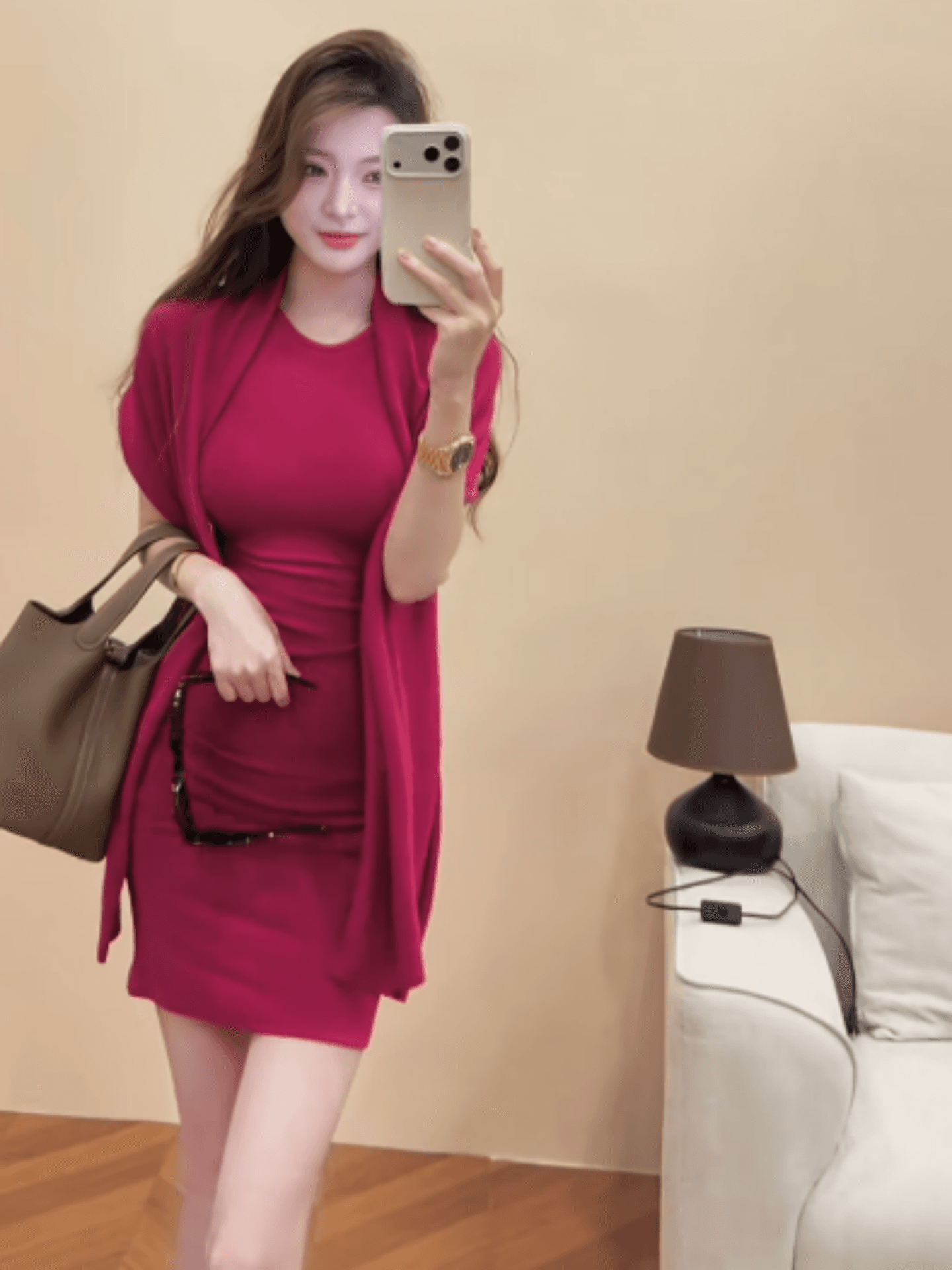 여름 한 스타일 품격 명문 여성 바람 몸매 가꾸기 슬림해 보이는 디스플레이 몸 민소매 쇼트 스타일 단색 타이트 스커트 드레스 경기 숄 이미지 3