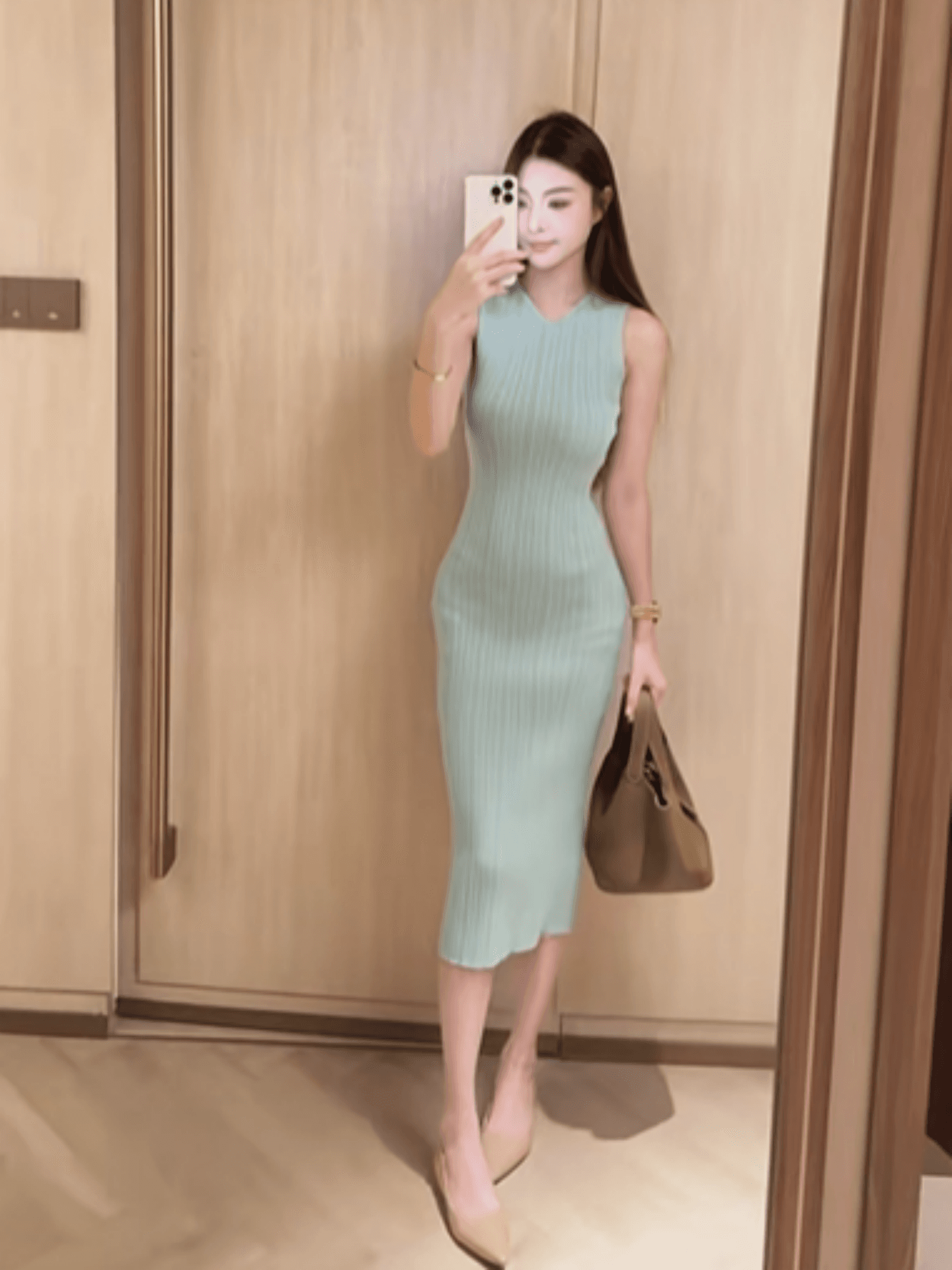 여름 한 스타일 품격 로얄 자매 바람 몸매 가꾸기 슬림해 보이는 고급 센스 단색 민소매 디스플레이 몸 니트 타이트 스커트 드레스 상세 이미지 2