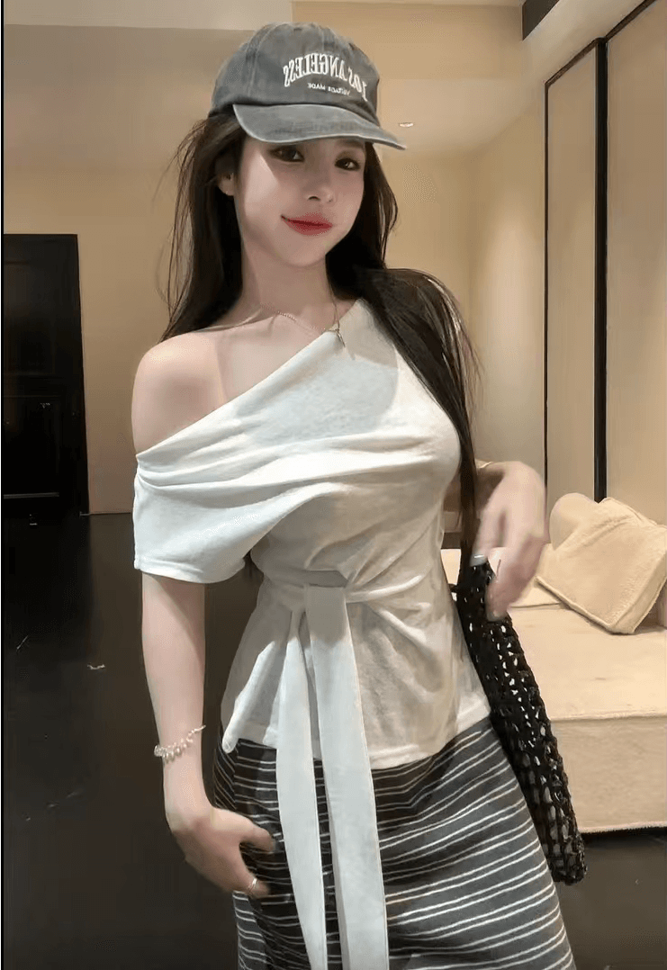 한 부서 패션 다용도 몸매 가꾸기 허리 수축 스트랩 오프숄더 맨위 여성 하이웨이스트 슬림해 보이는 품격 스트라이프 반신 치마 세트 이미지 5