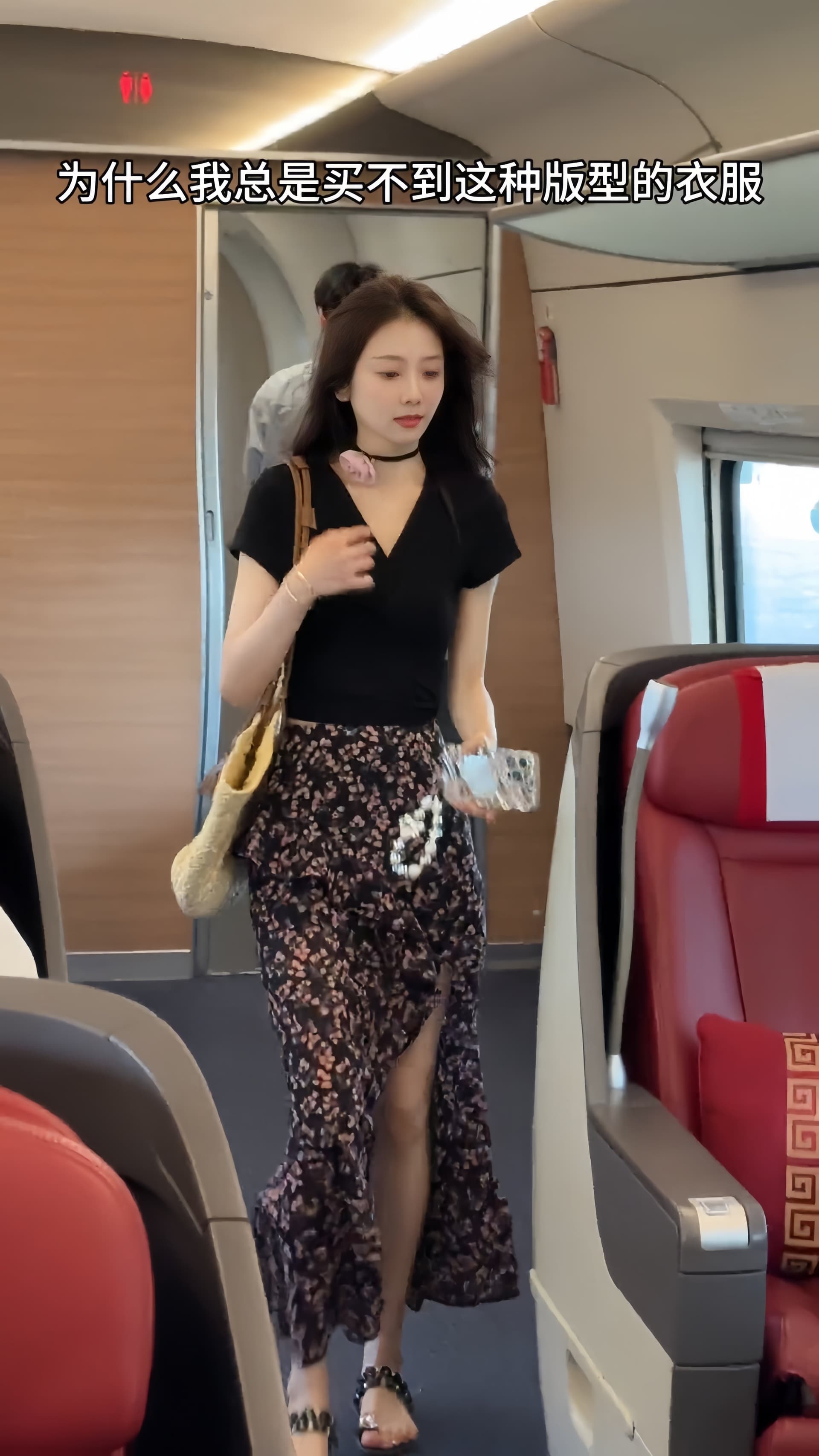 여행 착용 가져 가라. 세트 프랑스식 품격 패션 스트랩 반팔 티셔츠 여성 하이웨이스트 꽃무늬 트임 반신 스커트 상세 이미지 2