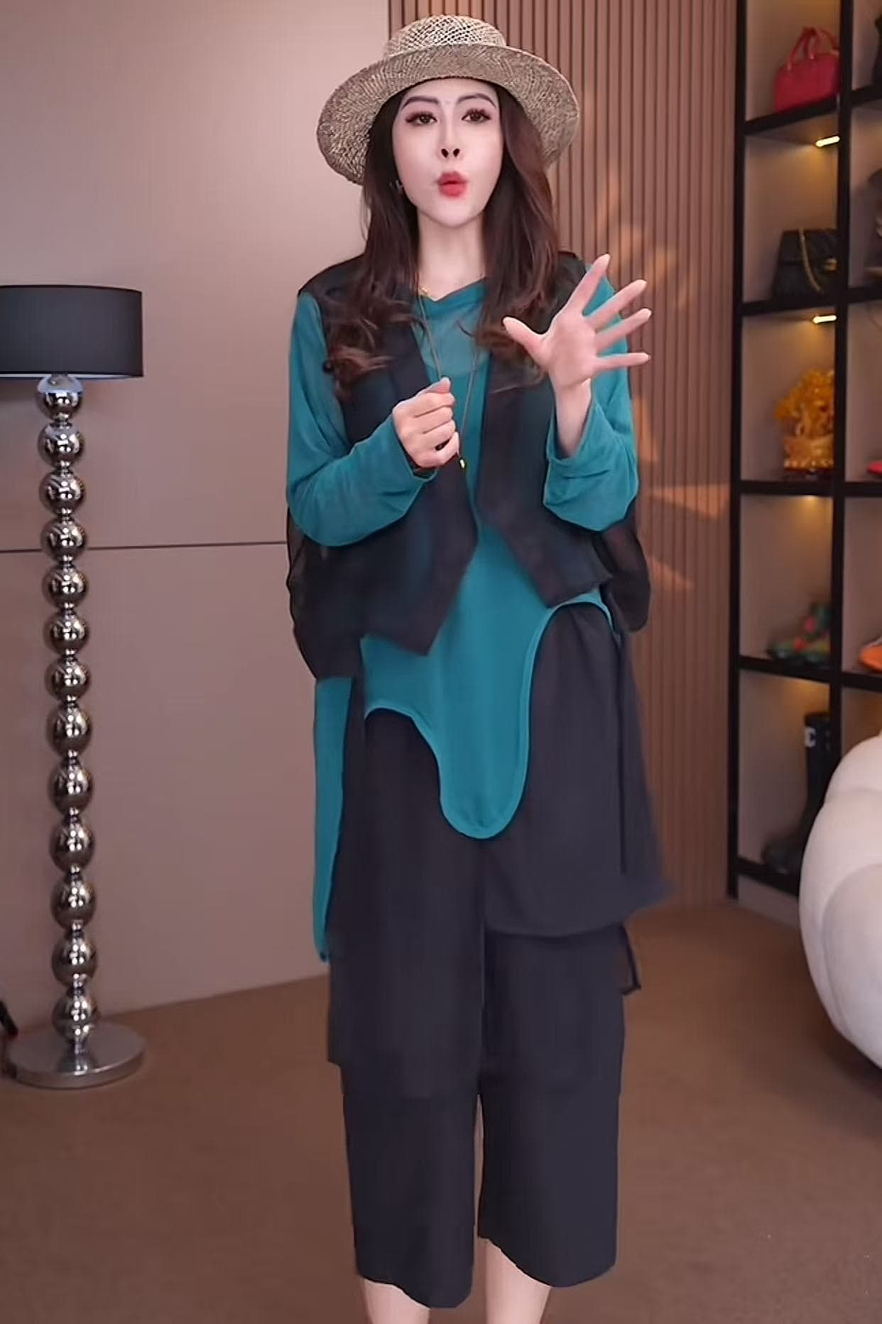 자외선 차단 베스트 한국 스타일 봄 여름 새로운 다용도 패션 불규칙 디자인 센스 쇼트 스타일 외부 가져 가라. 여성 베스트 t 상세 이미지 16