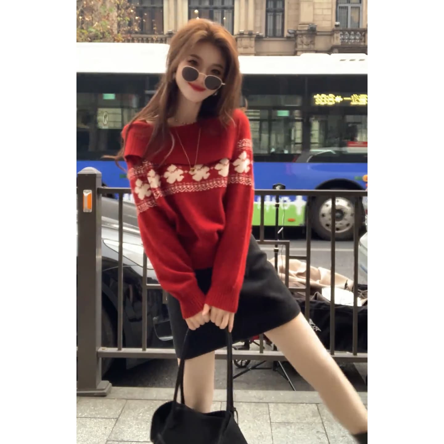 프랑스식 레트로 공정한 섬 자카드 부드러운 찹쌀 스웨터 여자 가을 겨울철 새로운 느긋한 고급 센스 쇼트 스타일 니트 스웨터 트렌디 이미지 2