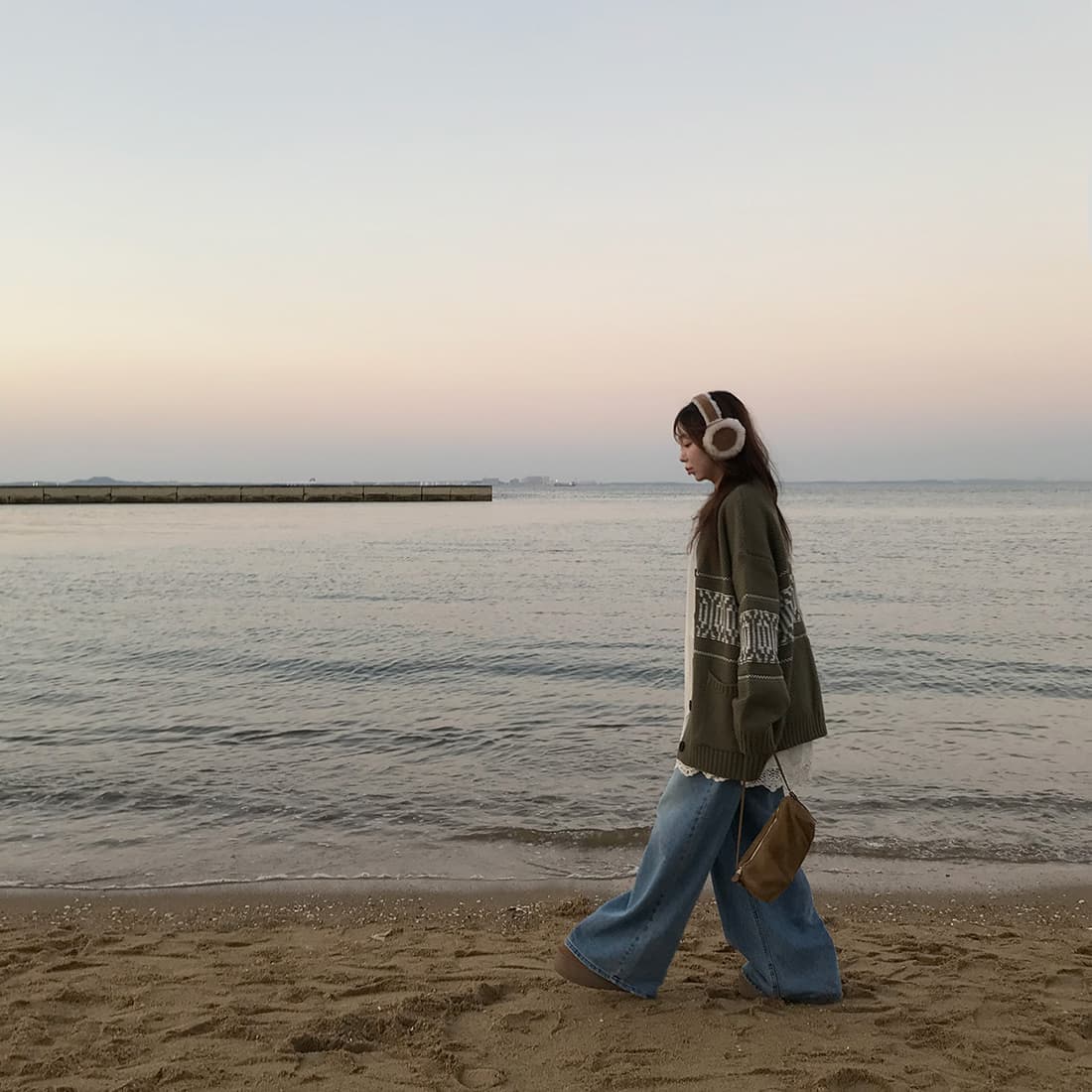 한국 chic 느긋한 루즈핏 레트로 자카드 스웨터 코트 보온 긴팔 니트 오픈 가디건 여성 상세 이미지 5
