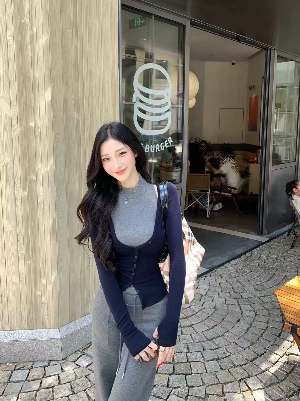 farte shop 서울 유럽 니켈 회색 조끼 V넥 파란색 오픈 가디건 두 조각 여성 세트 봄 가을 맨위 이미지 2