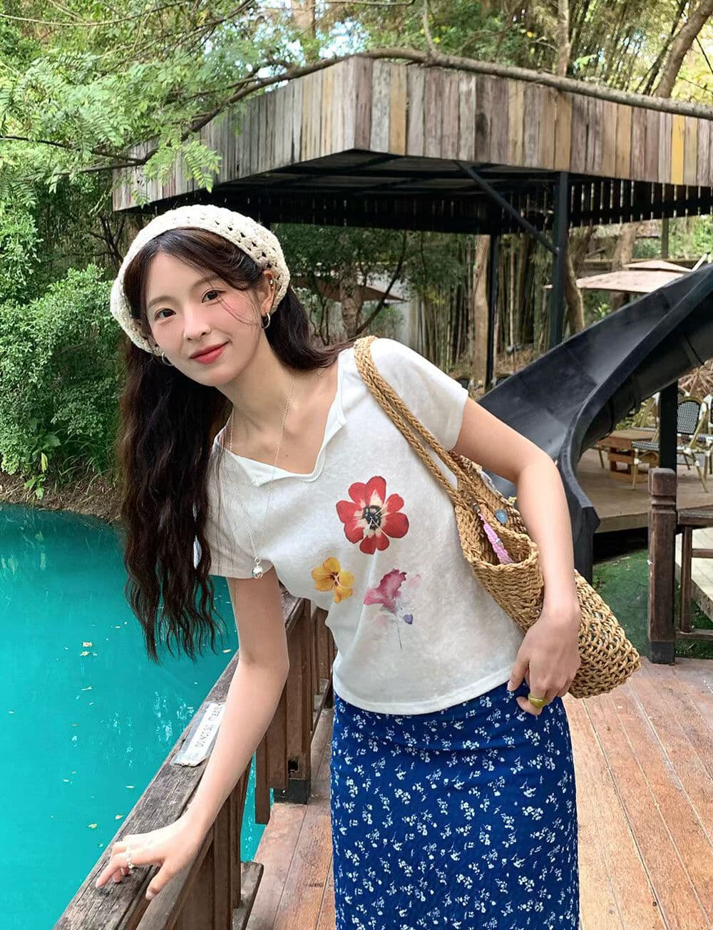색상 꽃 V넥 눈꽃 면 반팔 티셔츠 여성 여름 섹션 풀오버 미니멀리즘 캐주얼 다용도 연령 감소 맨위 2026 이미지 3