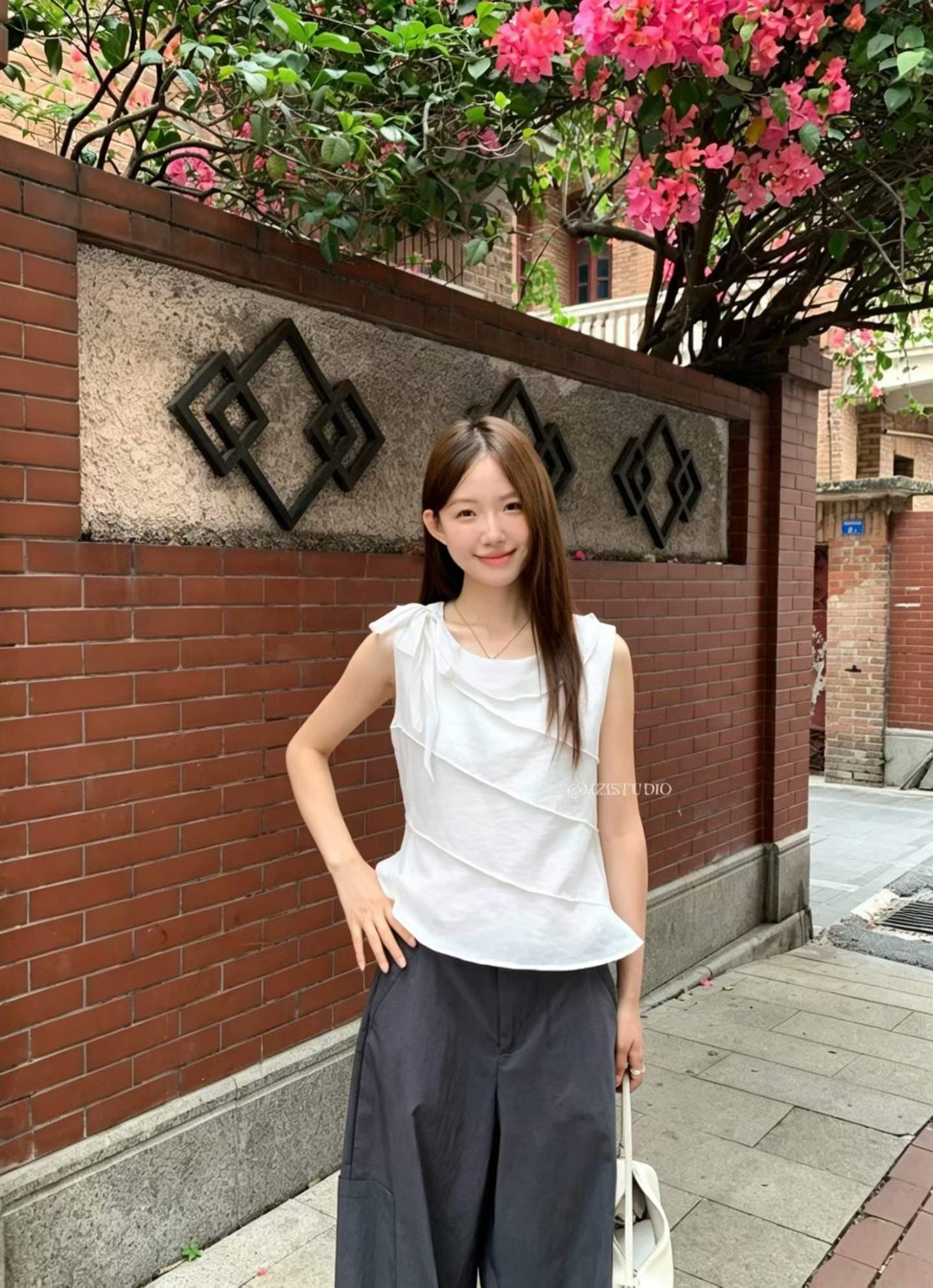 프랑스식 세련된 달콤함 우아함 바람 민소매 맨위 2026 여름 조끼 풀오버 연령 감소 슈퍼 잘 생긴 작은 셔츠 인기 상세 이미지 4