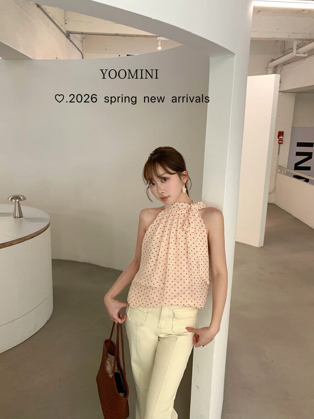 프랑스식 달콤함 외출용 민소매 꽃무늬 여성 셔츠 2026 여름 디자인 센스 작은 대중 행침 목 슬립 오프숄더 맨위 상세 이미지 5