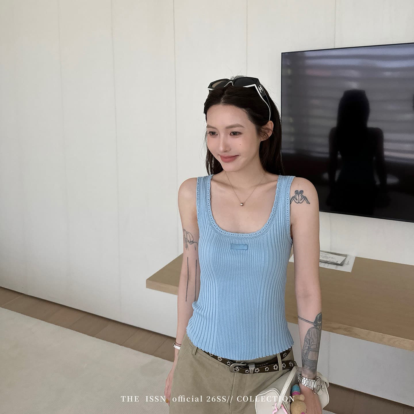 파란색 레이스 레이스 슬립 단어 조끼 여성 외출용 여름 2026 새로운 핫걸 몸매 가꾸기 민소매 짧은 맨위 이미지 5