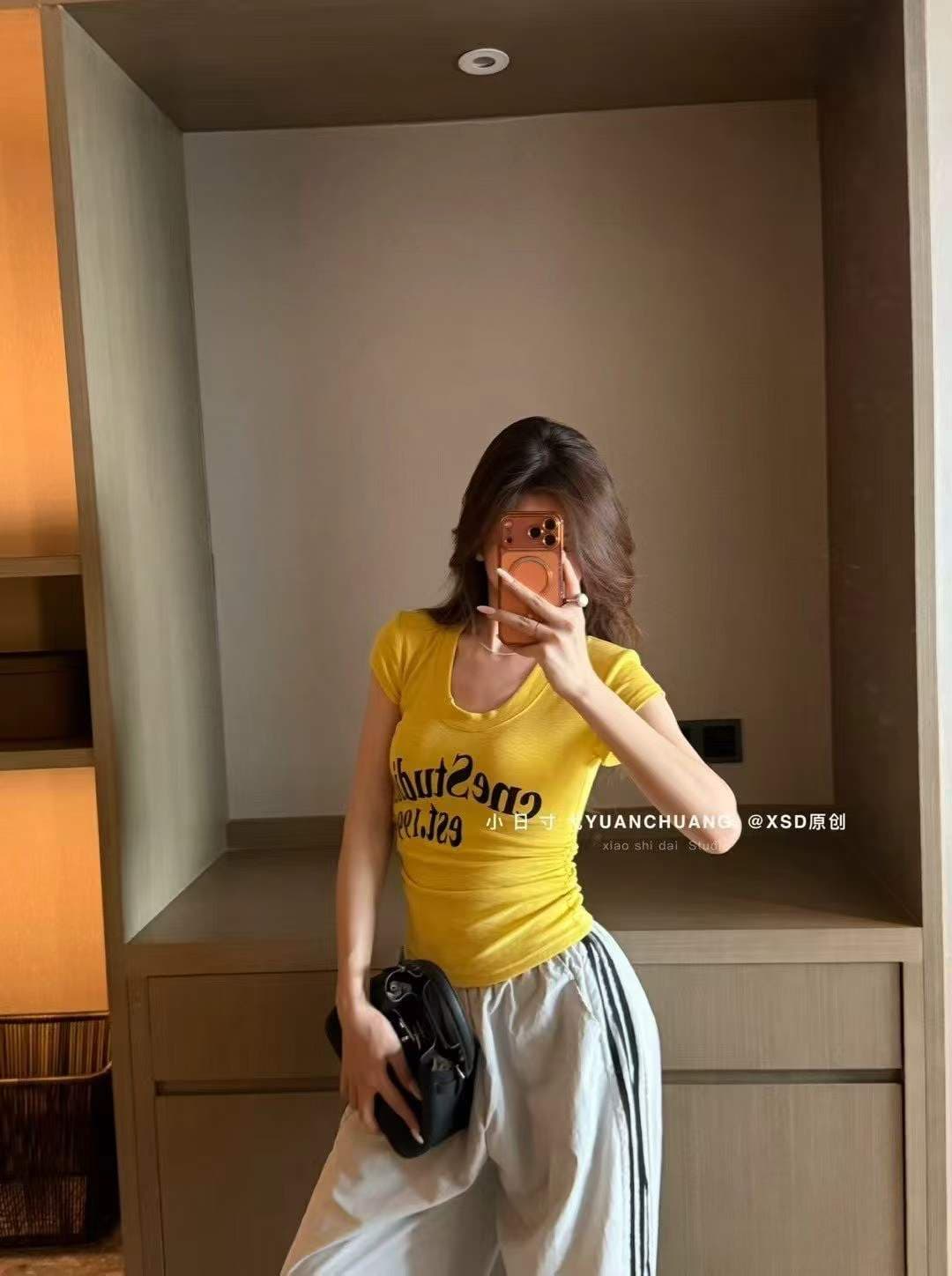 아메리칸 레트로 알파벳 프린트 몸매 가꾸기 반팔 티셔츠 여성 26 여름 허리 수축 u 칼라 핫걸 슬림해 보이는 쇼트 스타일 맨위 상세 이미지 20