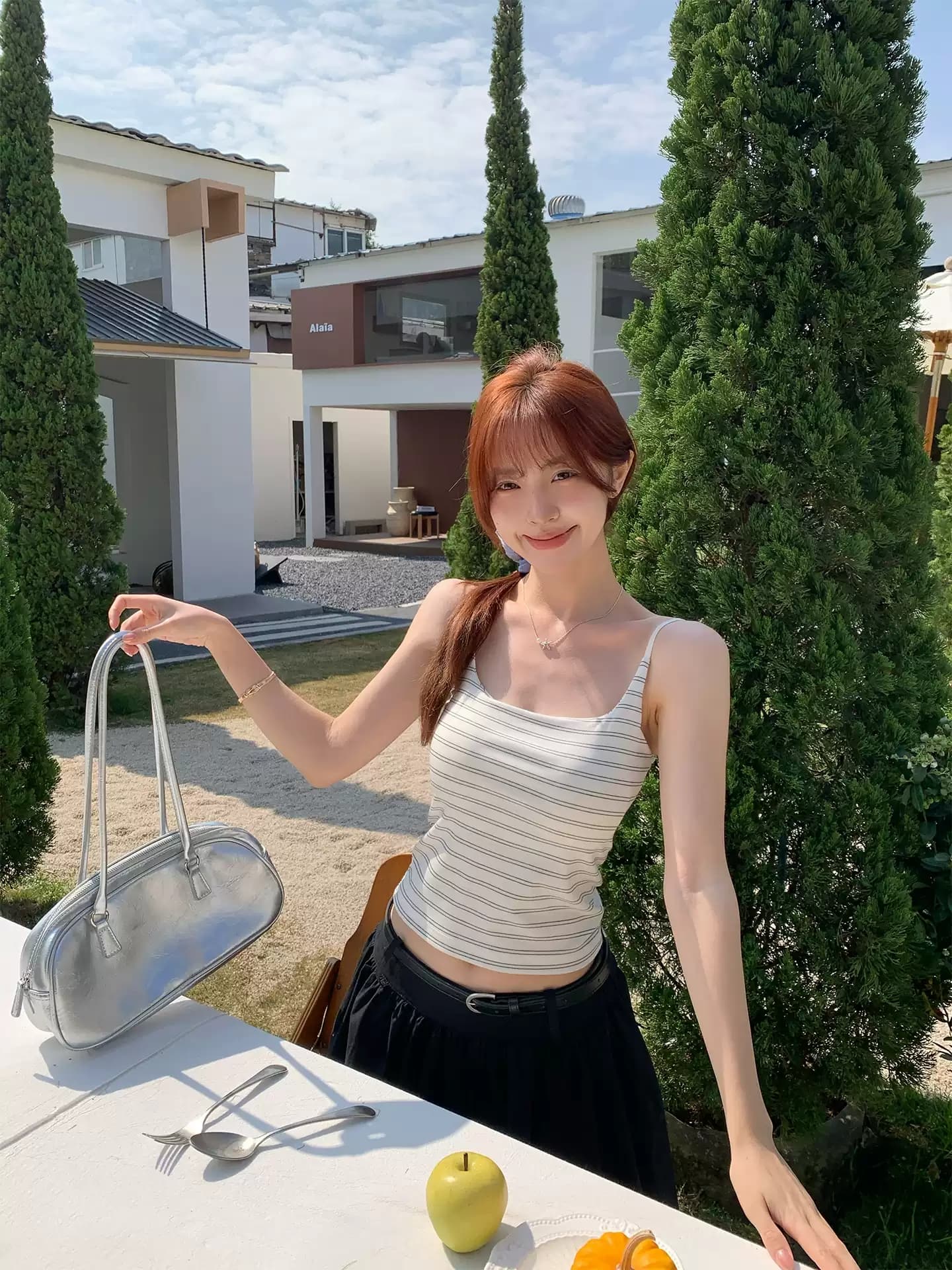 벨트 가슴 패드 하나 좋은 캐미솔 여름 아름다움 뒤로 포장 가슴 스트라이프 광장 칼라 쇼트 스타일 몸매 가꾸기 슬림해 보이는 인사이드 잡아라. 의류 상세 이미지 6