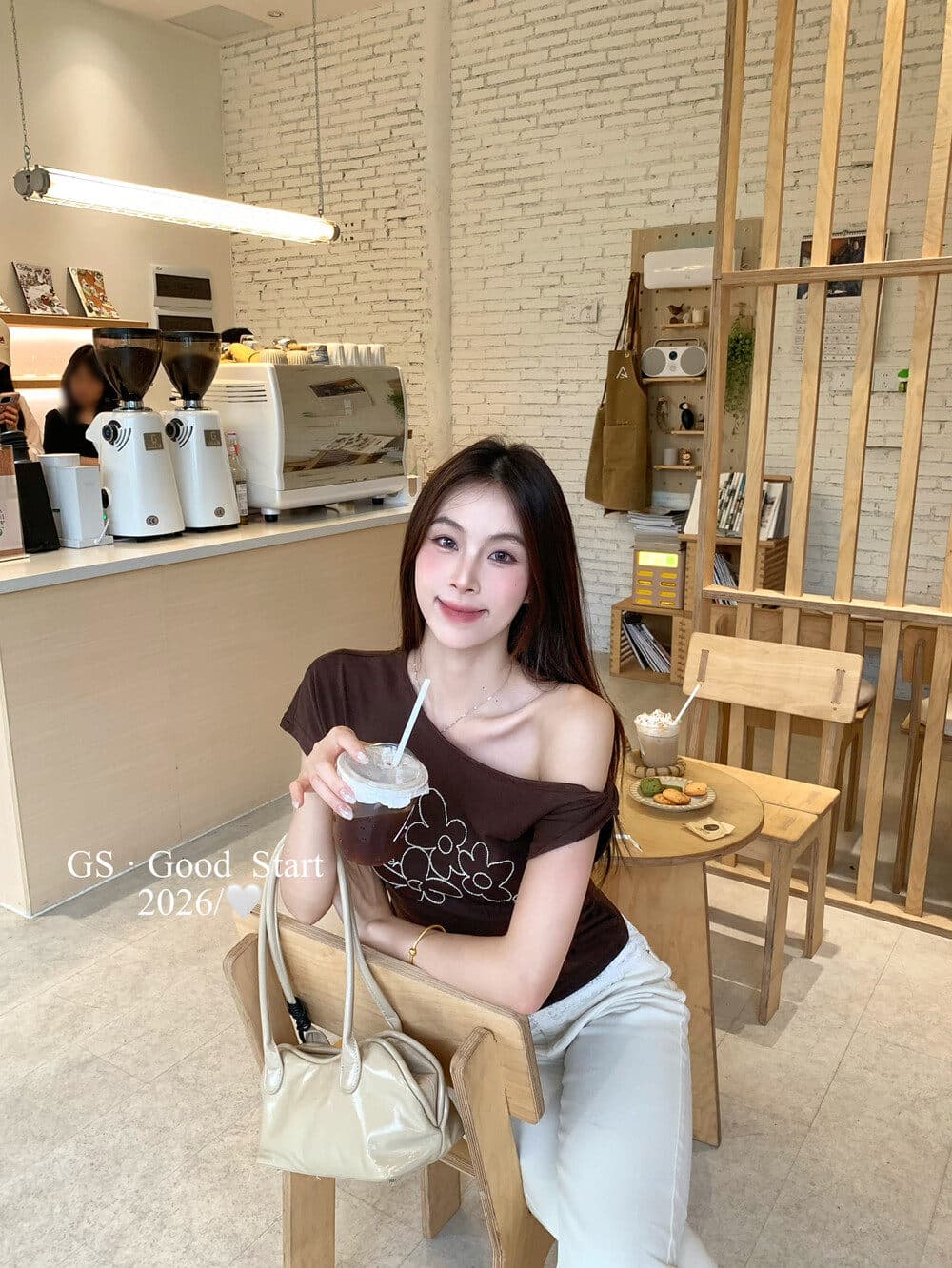 gs 여름 2026 새로운 다용도 한 부서 순수한 욕망 꽃 자수 레이스 조각 작은 셔츠 맨위 여성 셔츠 상세 이미지 8