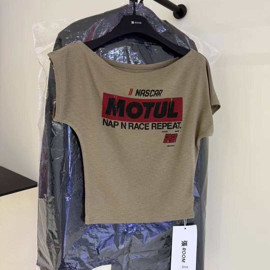 열세 개 2026 여름 새로운 보트넥 비스듬한 어깨 풀오버 반팔 티셔츠 여성 몸매 가꾸기 슬림해 보이는 만나는 맨위 이미지 5