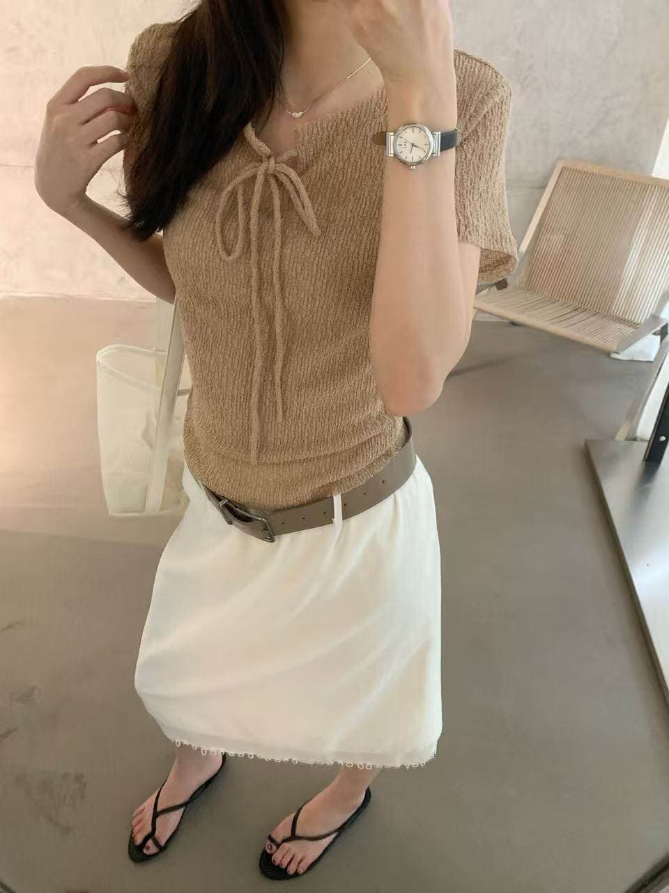 lovely 여름 새로운 캐주얼 다용도 네클라인 레이스업 디자인 센스 작은 대중 몸매 가꾸기 반팔 맨위 여성 s12267 이미지 2