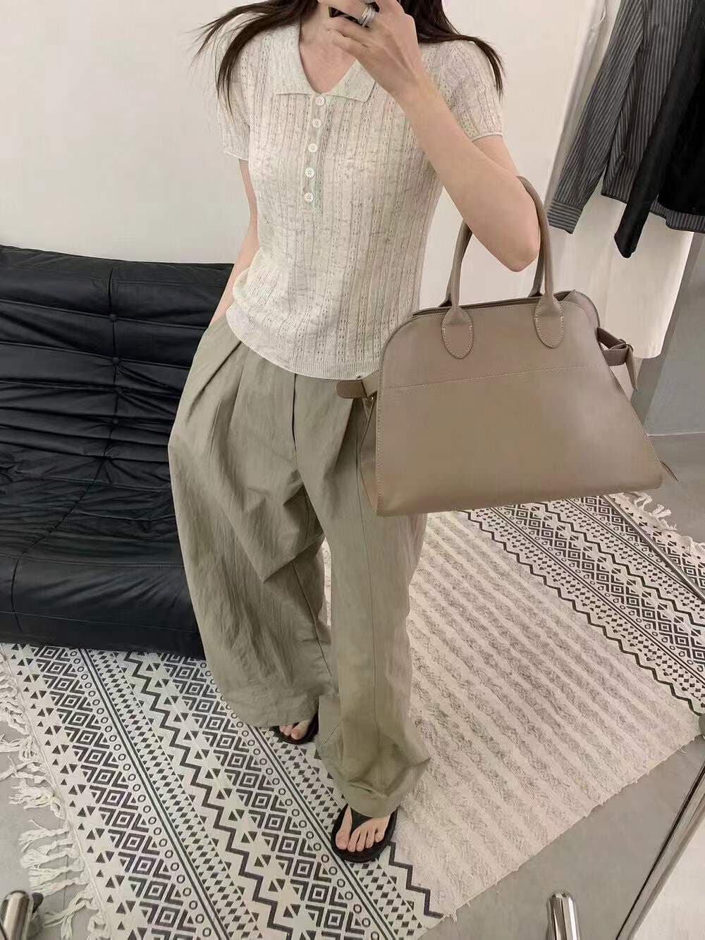 프랑스식 폴로 칼라 홀로우 아웃 핑크색 얼음 실크 니트 반팔 티셔츠 여성 여름 몸매 가꾸기 슬림해 보이는 쇼트 스타일 POLO 셔츠 맨위 상세 이미지 5