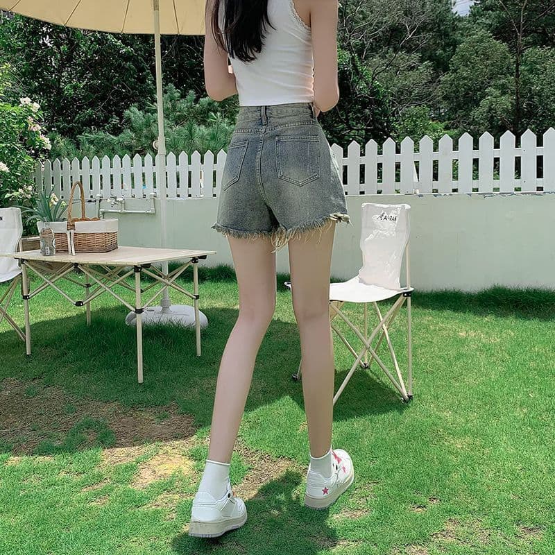 빅 사이즈 데님 반바지 여성 여름 몸매 가꾸기 거친 가장자리 레트로 캐주얼 하이웨이스트 도루 센스 루즈핏 슬림해 보이는 넓은 발 핫 바지 이미지 4