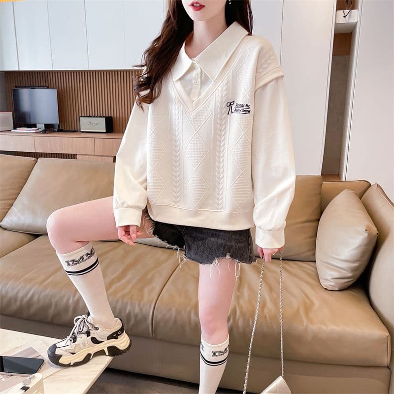 실사 2026 가을 겨울 새로운 배색 POLO 칼라 셔츠 작은 키 고급 센스 페이크 레이어드 후드티 여성 상세 이미지 17
