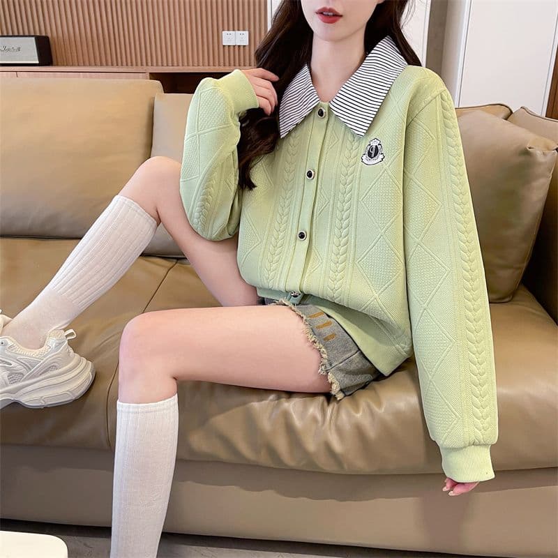 실사 2026 가을 새로운 디자인 외출용 폴로 칼라 페이크 레이어드 루즈핏 단추 얇은 스타일 후드티 여성 상세 이미지 26
