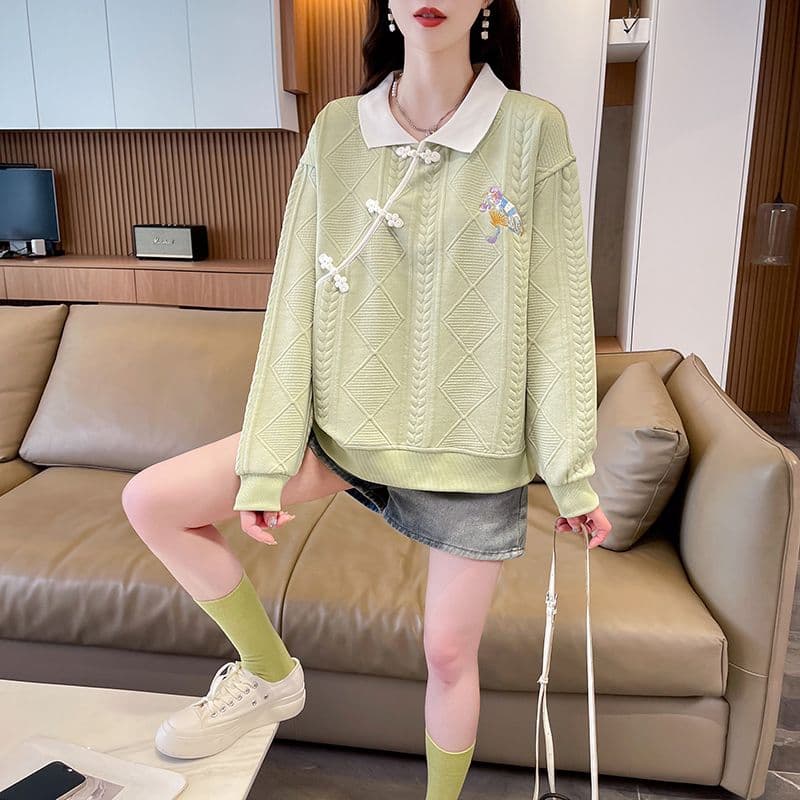 실사 2026 가을 겨울 새로운 자수 빅 사이즈 디자인 센스 POLO 칼라 미니멀리즘 풀오버 연령 감소 맨위 후드티 여성 상세 이미지 14