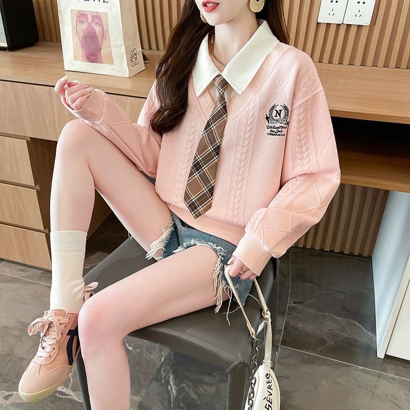 실사 2026 가을 의상 루즈핏 다용도 학원 스타일 쇼트 스타일 POLO 칼라 패션 자수 맨위 페이크 레이어드 후드티 여성 상세 이미지 30