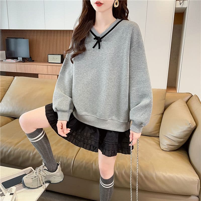 실사 2026 가을 의상 한국 스타일 루즈핏 리본 레이스 나비 매듭 장식 후아 면 후드티 여성 이미지 3