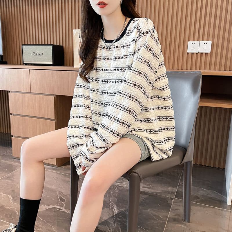 실사 2026 봄 가을 새로운 루즈핏 만나는 맨위 스트라이프 긴팔 티셔츠 여성 이미지 3