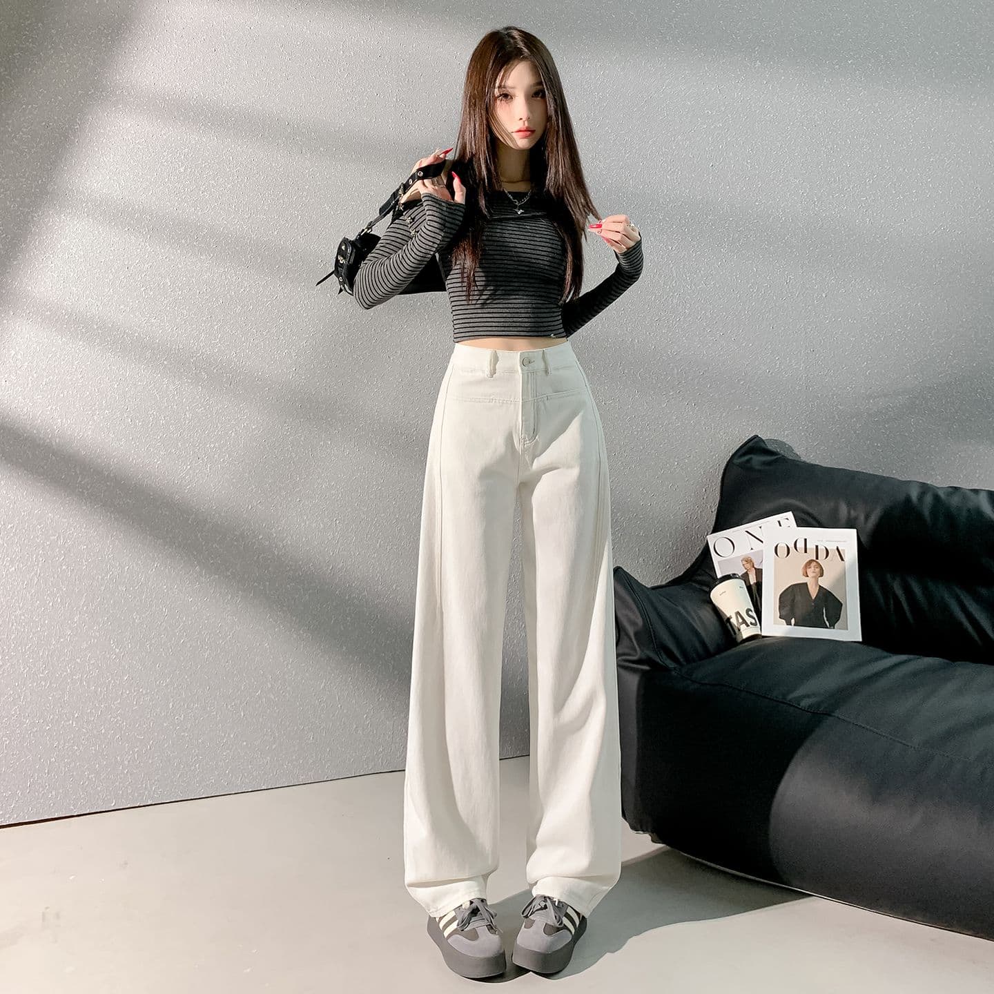 2026 아메리칸 레트로 개성 트렌드 디자인 루즈핏 슬림해 보이는 다용도 패션 바닥 청소 청바지 여성 이미지 2