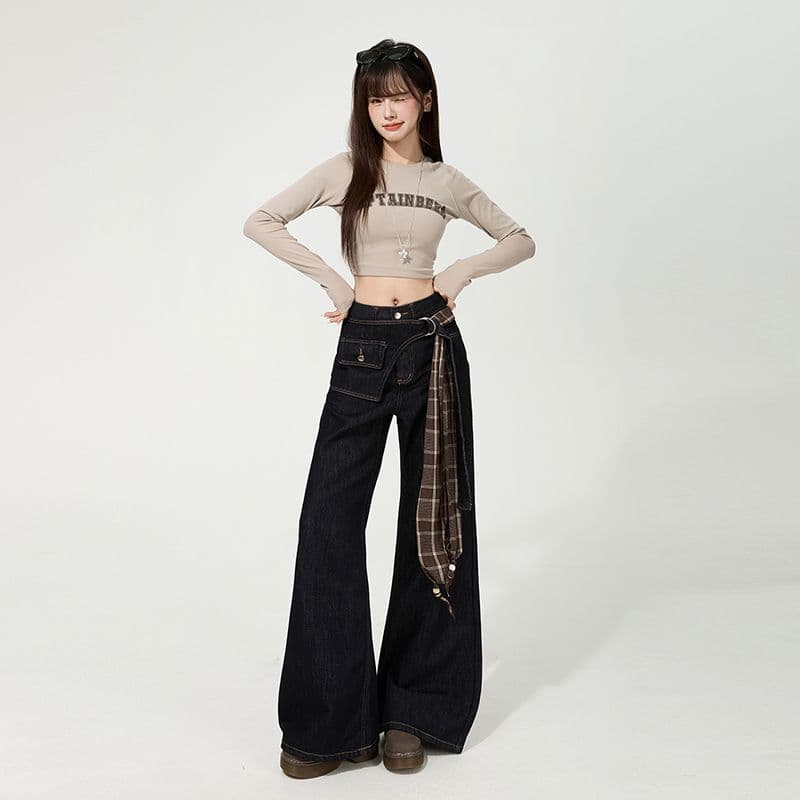 한국 스타일 디자인 센스 레트로 넓은 다리 루즈핏 청바지 여성 2025 가을 신제품 바닥 청소 바지 페이크 레이어드 나팔 바지 이미지 3