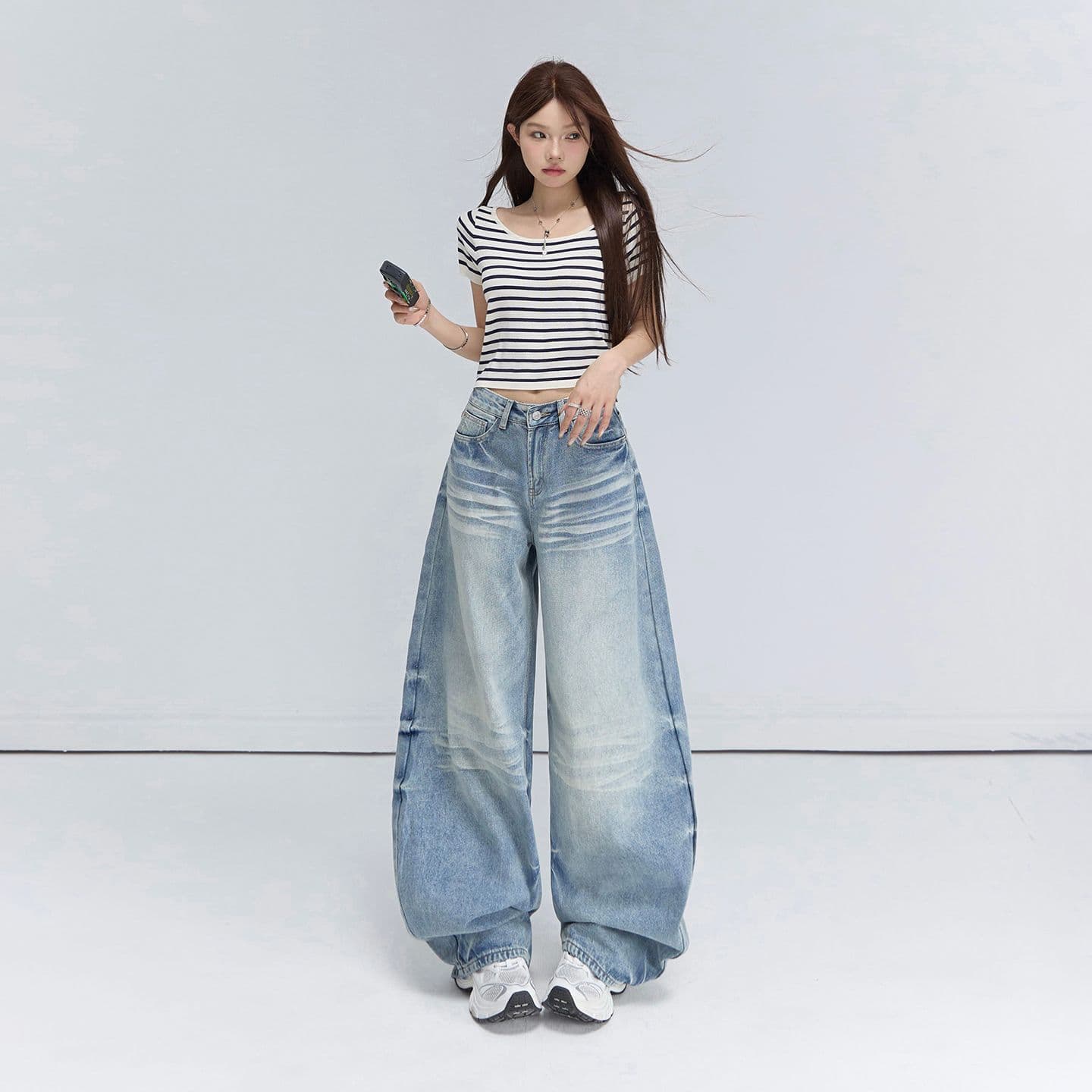2 색 아메리칸 레트로 하이웨이스트 루즈핏 와이드 레그 팬츠 고양이 발톱 곡물 모통이 칼 바지 다용도 청바지 여성 이미지 5