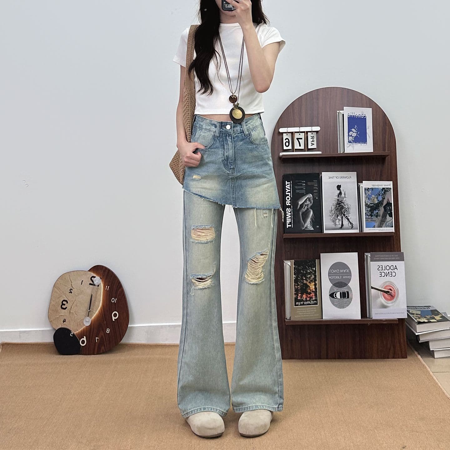 마 오래된 페이크 레이어드 찢어진 부분 마이크로 나팔 청바지 여성 2026 여름 섹션 하이웨이스트 몸매 가꾸기 슬림해 보이는 개성 세련된 바지