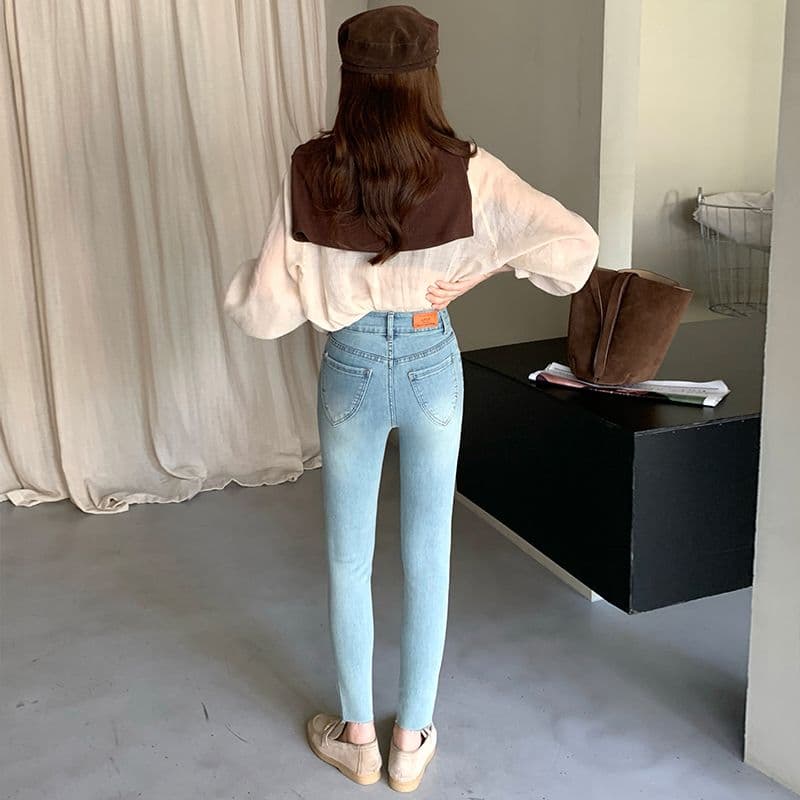 하늘색 데님 작은 발 바지 여성 하이웨이스트 단추 이미지 4