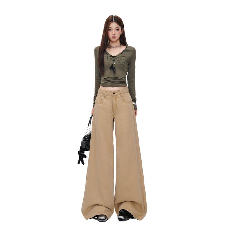 새로운 이른 가을 로우 웨이스트 넓은 다리 루즈핏 카키 색 수 있습니다. 조정 버클 디자인 청바지 여성 이미지 4