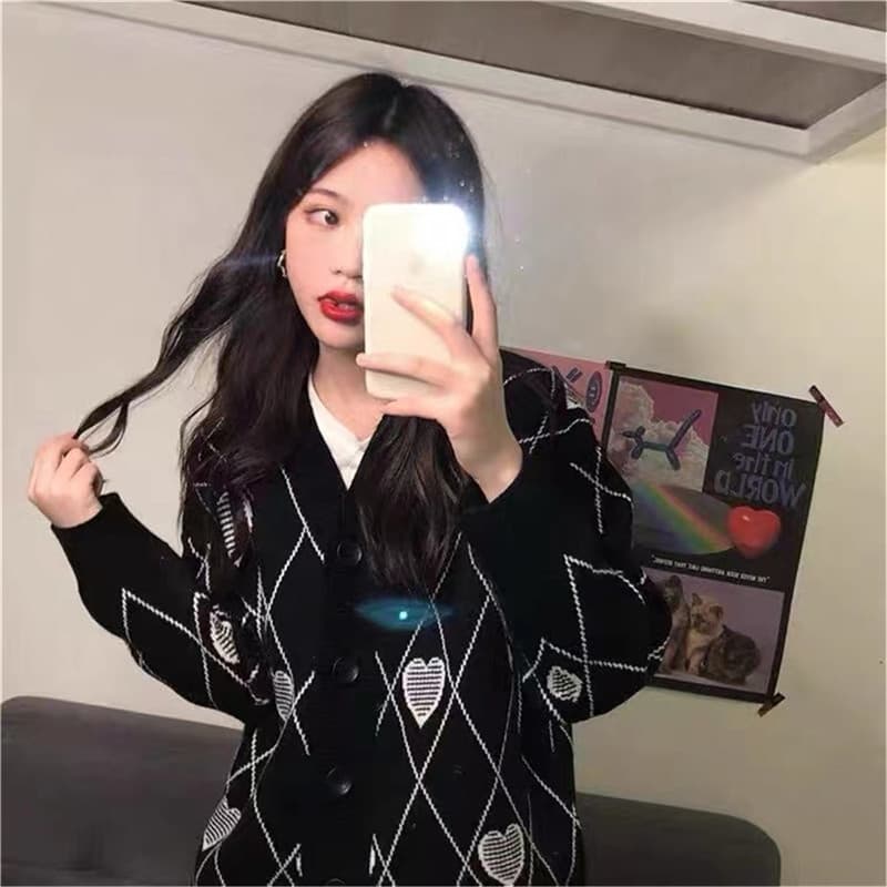 2026 가을 겨울 여성 의류 외국 가스 연령 감소 심장 기계 슬림해 보이는 세트 고급 센스 품격 패션 반신 스커트 3종 세트 상세 이미지 6