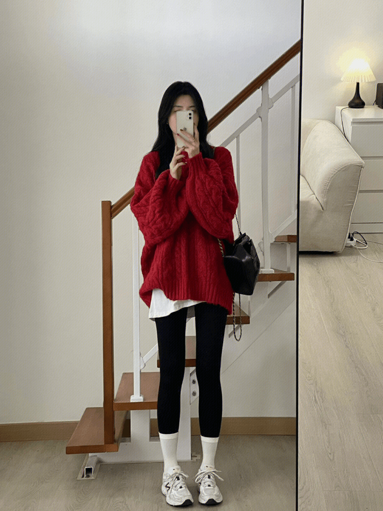 2026 느긋한 바람 크리스마스 인터넷 유명인 루즈핏 표지 고기 중간 길이 표지 엉덩이 외출용 빨간색 두꺼운 스웨터 세트 여성