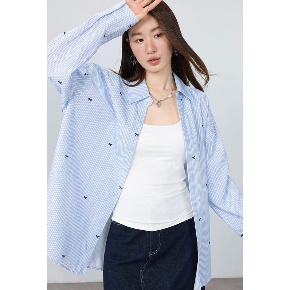 여름 자외선 차단 오픈 가디건 하늘색 기사 나비 프린트 여성 셔츠 oversize 루즈핏 캐주얼 다용도 셔츠 상세 이미지 8