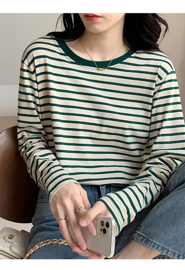 한국 스타일 가을 디자인 센스 라운드 넥 긴 소매 티셔츠 새로운 루즈핏 슬림해 보이는 다용도 스트라이프 기본 셔츠 동정 맨위 여성 상세 이미지 7