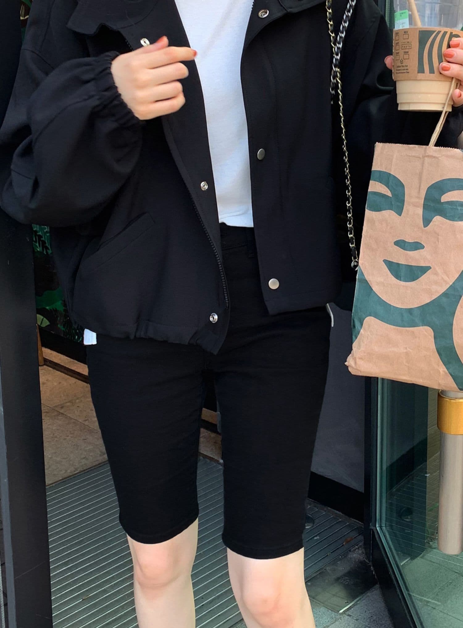 새로운 봄 가을 얇은 스타일 단색 쇼트 스타일 여성 코트 품격 느긋한 바람 루즈핏 캐주얼 스탠드 칼라 재킷 맨위 상세 이미지 1