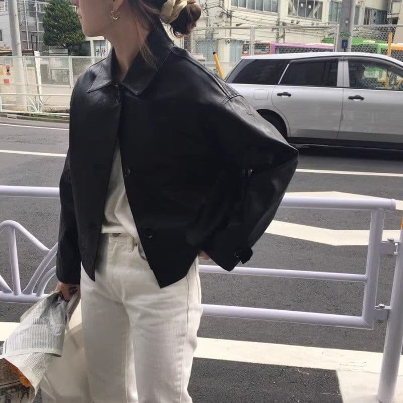 한국 chic 가을 레트로 잘 생긴 폴로 칼라 싱글 줄 버튼 루즈핏 캐주얼 긴팔 오토바이 서비스 가죽 재킷 짧은 여성 코트 상세 이미지 9