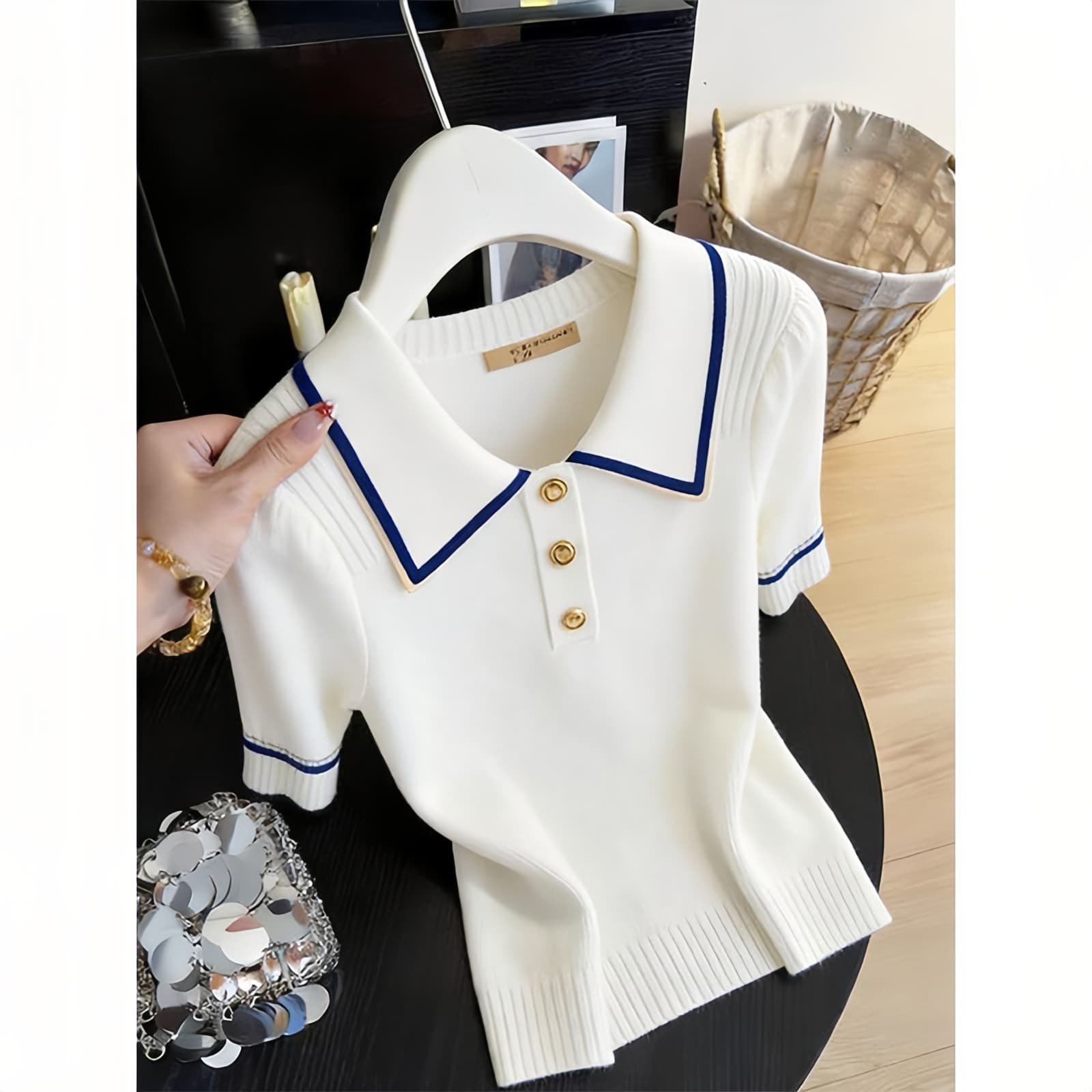 2026 여름 새로운 POLO 칼라 배색 패치워크 반팔 티셔츠 여성 세련된 몸매 가꾸기 슬림해 보이는 니트 연령 감소 맨위 이미지 2
